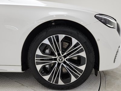 MERCEDES-BENZ E-CLASS - 6