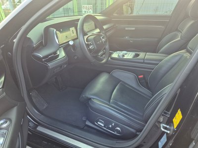 صورة 4 لـ 2022 Genesis G90 (RS4)