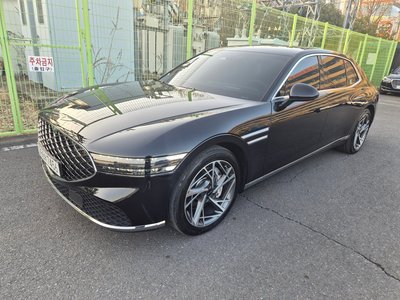 صورة 1 لـ 2022 Genesis G90 (RS4)