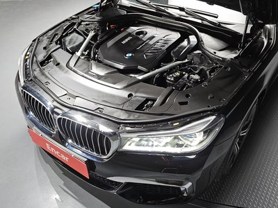 2019 BMW 7 SERIES photo 7