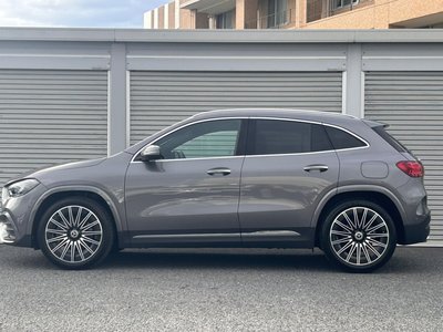 MERCEDES-BENZ GLA - 7