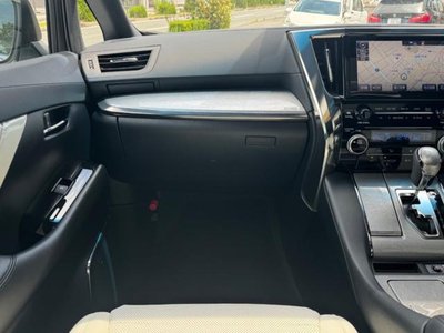 2020 Toyota ALPHARD 照片 5
