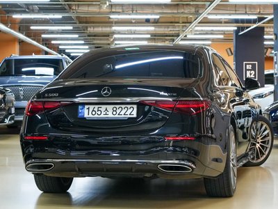 2021 Mercedes-BENZ S-CLASS photo 4