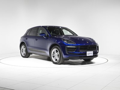 PORSCHE MACAN - 4