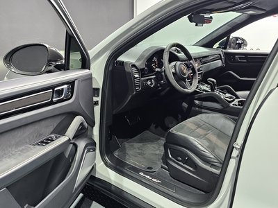 PORSCHE CAYENNE - 10