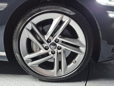 2025 Genesis G80 (RG3) photo 8