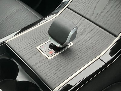 صورة مصغرة 18 لـ 2025 LAND Rover RANGE ROVER VELAR