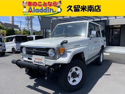 TOYOTA LAND CRUISER - 1