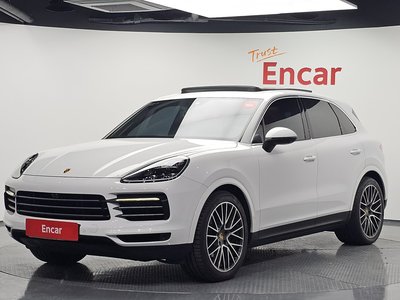 PORSCHE CAYENNE - 1