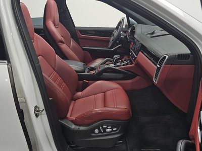 PORSCHE CAYENNE - 10