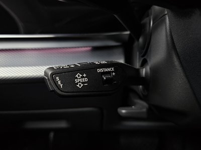 2021 AUDI Q8 — миниатюра 26