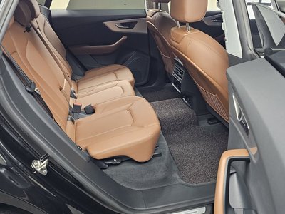 2021 AUDI Q8 — миниатюра 18
