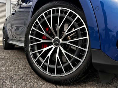 MERCEDES-BENZ GLC AMG - 10