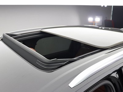 صورة 8 لـ 2021 AUDI Q7