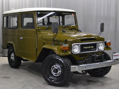 TOYOTA LAND CRUISER 40 - 3