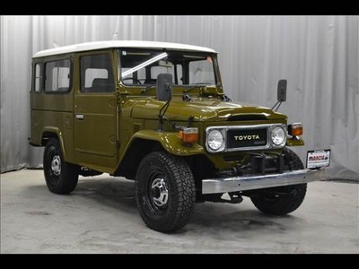 TOYOTA LAND CRUISER 40 - 6