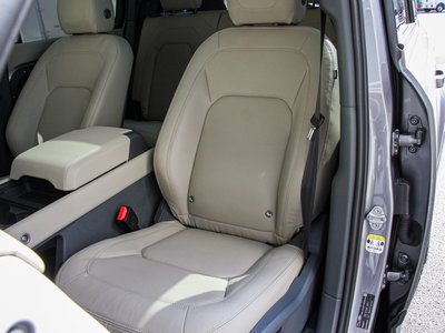 2023 LAND Rover DEFENDER 缩略图 33