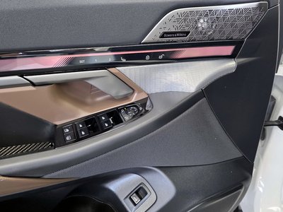 2025 BMW I5 — миниатюра 27