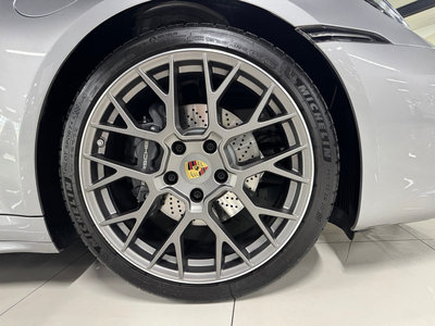 صورة مصغرة 16 لـ 2024 Porsche 911