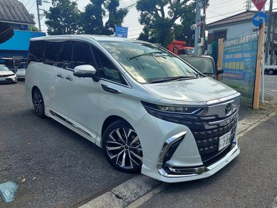 2024 Toyota ALPHARD — фото 2