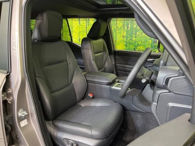 TOYOTA LAND CRUISER 250 - 8