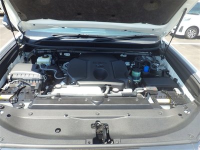 TOYOTA LAND CRUISER PRADO - 10