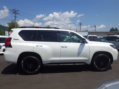 TOYOTA LAND CRUISER PRADO - 6