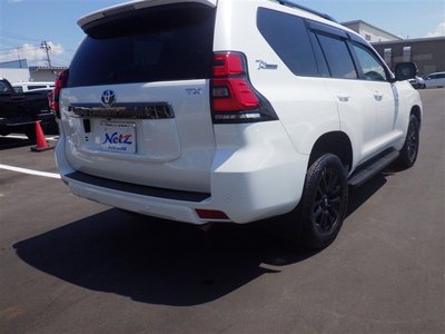 TOYOTA LAND CRUISER PRADO - 3