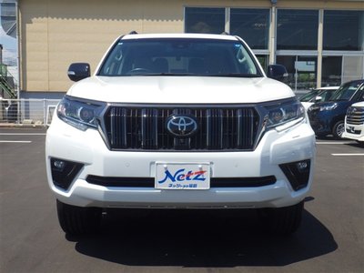 TOYOTA LAND CRUISER PRADO - 8