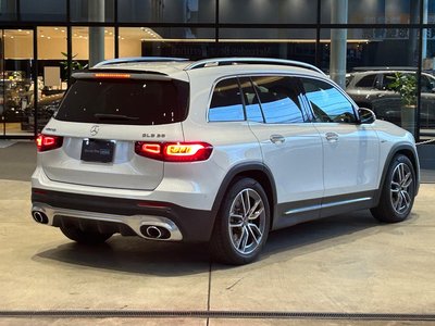 2022 Mercedes-BENZ GLB AMG — фото 3