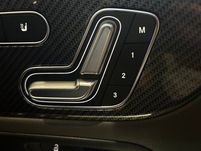 2022 Mercedes-BENZ GLB AMG — миниатюра 28