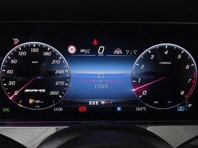 MERCEDES-BENZ AMG GT - 8