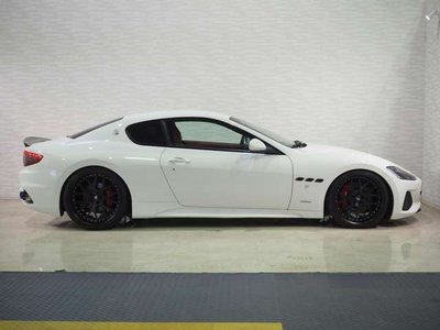 MASERATI GRANTURISMO - 2