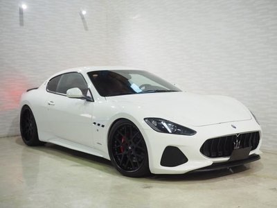 MASERATI GRANTURISMO - 1