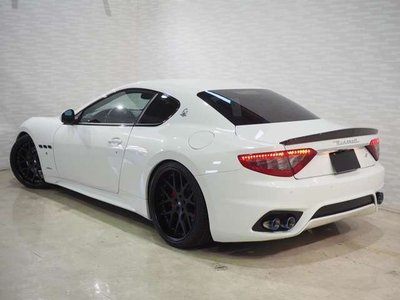 MASERATI GRANTURISMO - 4
