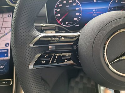 2025 Mercedes-BENZ GLC — миниатюра 25