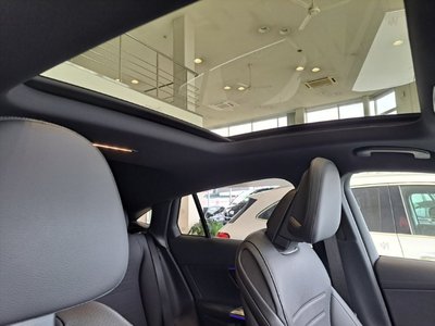 2025 Mercedes-BENZ GLC — миниатюра 29