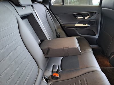 2025 Mercedes-BENZ GLC — миниатюра 13