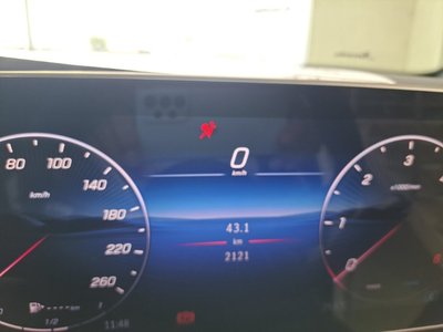 2025 Mercedes-BENZ GLC — миниатюра 18