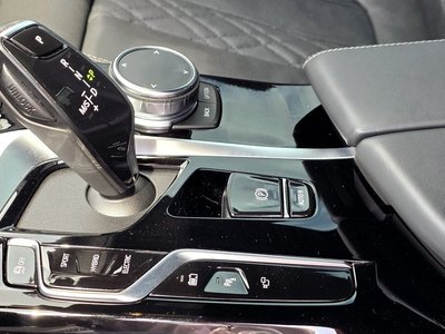 2023 BMW 5 SERIES — фото 9