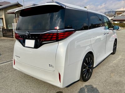 TOYOTA ALPHARD - 4