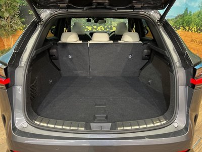 صورة مصغرة 38 لـ 2023 Lexus NX