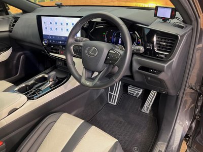 صورة مصغرة 30 لـ 2023 Lexus NX