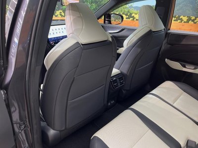صورة مصغرة 35 لـ 2023 Lexus NX