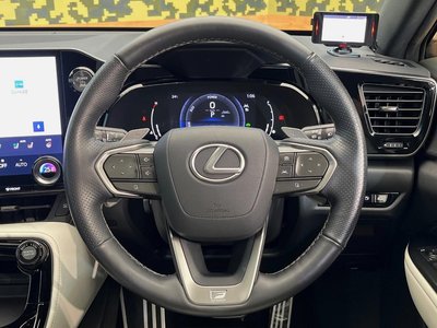 صورة مصغرة 65 لـ 2023 Lexus NX