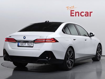 BMW 5 SERIES - 3
