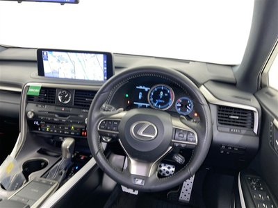 LEXUS RX - 8