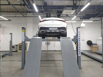 MERCEDES-BENZ GLC-CLASS - 2