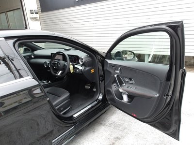 2024 MERCEDES-BENZ C-CLASS 缩略图 37