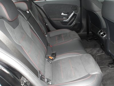 2024 MERCEDES-BENZ C-CLASS 缩略图 41